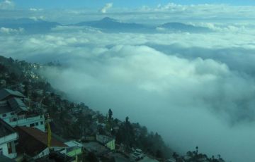Experience 4 Days 3 Nights Darjeeling and Gangtok Holiday Package