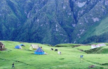 Family Getaway Darjeeling Tour Package for 9 Days 8 Nights