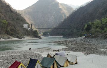 Pleasurable 4 Days 3 Nights Rishikesh and Haridwar Holiday Package
