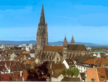 Pleasurable 6 Days 5 Nights Paris, Cologne, Freiburg and Zurich Trip Package