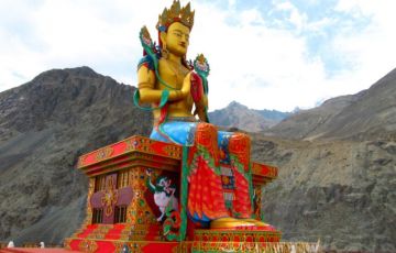 Ecstatic 7 Days 6 Nights Nubra Valley Vacation Package