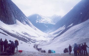 Beautiful 7 Days 6 Nights Srinagar, Gulmarg, Pahalgam, Katra, Vaishnodevi with Jammu Trip Package