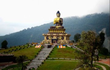 Experience 8 Days 7 Nights Darjeeling, Pelling and Gangtok Tour Package