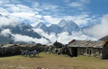 15 Days 16 Nights Lukla - Phakding Tour Package
