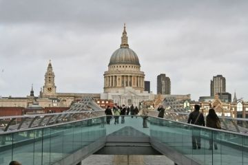 Heart-warming 10 Days 9 Nights Europe, London, Milan, Paris and Venice Vacation Package