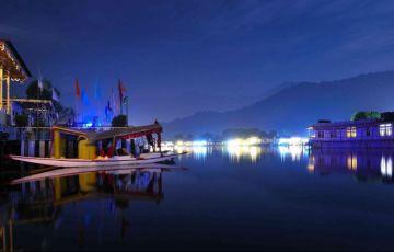 Family Getaway 6 Days 5 Nights Srinagar, Gulmarg and Pahalgam Vacation Package
