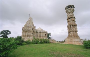 Magical 26 Days 25 Nights Dundlod Vacation Package