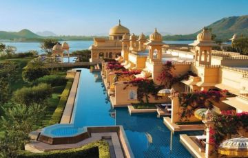 Ecstatic 11 Days 10 Nights Delhi, Varanasi, Khajuraho, Jhansi, Agra, Jaipur and Udaipur Tour Package