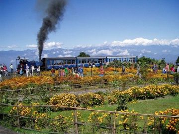 Memorable 5 Days 4 Nights Gangtok with Darjeeling Tour Package