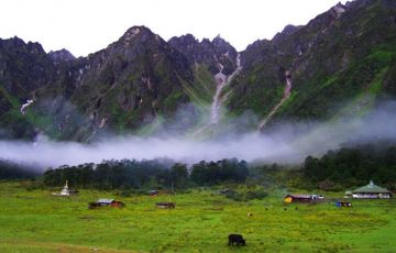 Ecstatic 6 Days 5 Nights Darjeeling Holiday Package