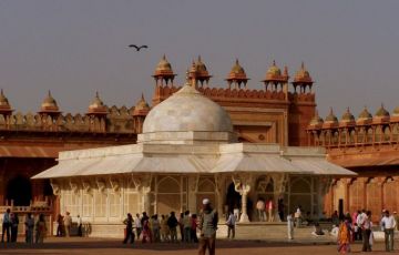 Pleasurable 6 Days 5 Nights Delhi, Agra with Jaipur Holiday Package
