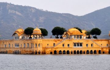 Family Getaway Jaipur Tour Package for 5 Days 4 Nights