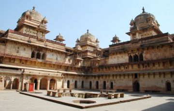 9 Days Delhi to Orchha Palaces Tour Package