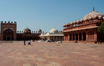 Memorable 9 Days 8 Nights Vrindavan Tour Package