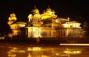 Amazing 6 Days 5 Nights Agra Trip Package