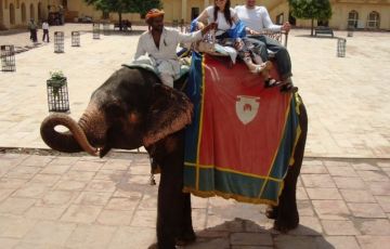 Family Getaway 4 Days 3 Nights Delhi, Agra with Jaipur Tour Package