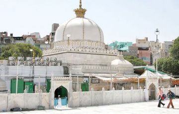 Amazing 7 Days 6 Nights Delhi, Agra, Fatehpur Sikri with Jaipur Holiday Package