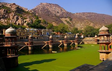 Heart-warming 8 Days 7 Nights Jaipur Vacation Package