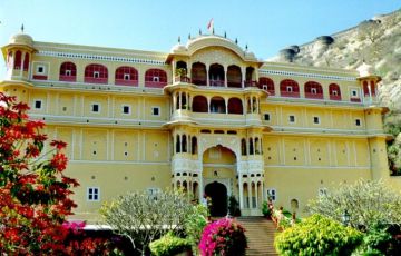 Amazing 7 Days 6 Nights Agra Trip Package