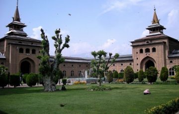 Heart-warming 8 Days 7 Nights Sonamarg Vacation Package