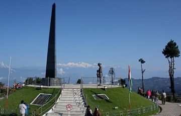 Amazing 4 Days 3 Nights Darjeeling with Kalimpong Holiday Package