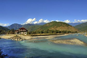Beautiful 11 Days 10 Nights Bhutan, Paro, Thimphu, Punakha, Trongsa and Jakar Vacation Package