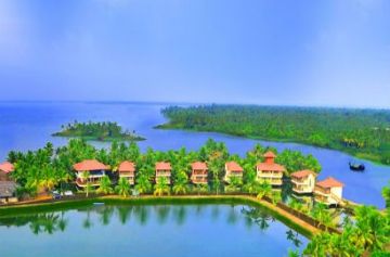 Thiruvananthapuram, Cochin, Munnar, Thekkady with Alleppey Tour Package from Cochin