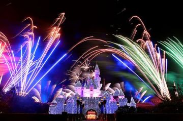 4 Days 3 Nights Hong Kong Trip Package