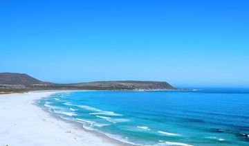 Ecstatic 10 Days 9 Nights Africa Holiday Package