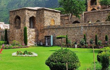 Ecstatic 5 Days 4 Nights Gulmarg Tour Package