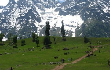 Memorable 4 Days 3 Nights Srinagar, Pahalgam and Gulmarg Holiday Package
