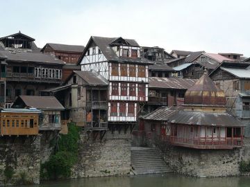 Family Getaway 5 Days 4 Nights Pahalgham Trip Package