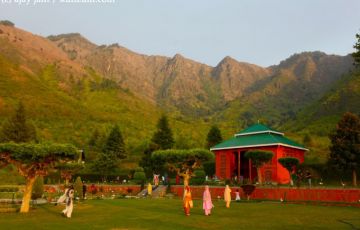 Best 8 Days 7 Nights Jammu, Katra, Pahalgam, Gulmarg and Srinagar Vacation Package