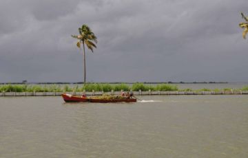 Experience 5 Days 4 Nights Munnar Tour Package