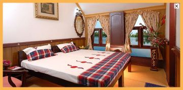 Family Getaway 8 Days 7 Nights Cochin, Munnar, Thekkady with Alleppey Trip Package