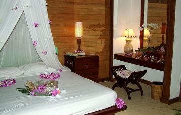 Experience 7 Days 6 Nights Cochin, Thekkady, Alleppey and Kanyakumari Trip Package