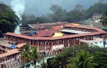 Family Getaway 4 Days 3 Nights Sabarimala, Cochin with Guruvayoor Trip Package