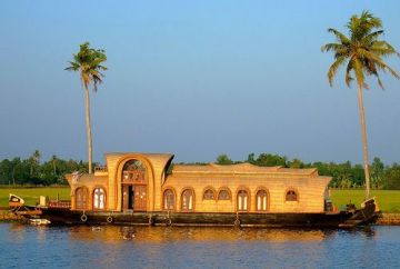 Memorable 4 Days 3 Nights Alleppey with Rajamalai Tour Package