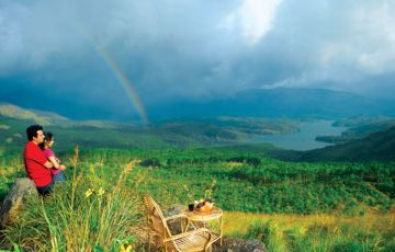 Beautiful Munnar Tour Package for 5 Days 4 Nights