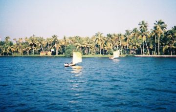 Best 5 Days 4 Nights Thekkady Vacation Package