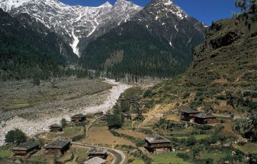 Experience 5 Days 4 Nights Kullu, Manali, Rothang and Manikarn Tour Package