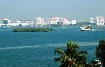 Pleasurable 5 Days 4 Nights Kochi and Kumarakom Trip Package