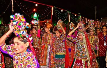 Best 3 Days 2 Nights Bhuj, Mandvi, Hodka, Whiterann, Blackhill, Nirona, Vijayvilas Palace and Mandvi Beach Holiday Package