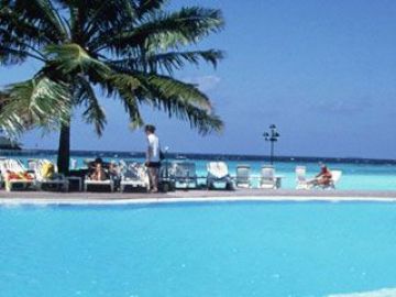 Experience Maldives Tour Package for 4 Days 3 Nights