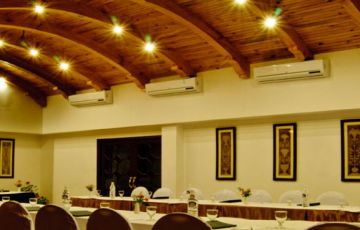 Family Getaway 4 Days 3 Nights Manali Tour Package