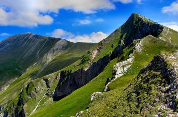 Heart-warming 5 Days Munnar, Thekkady and Alleppey Holiday Package