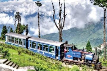 Pleasurable Darjeeling Hill Stations Tour Package for 4 Days 3 Nights
