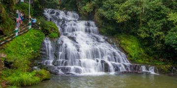Heart-warming 6 Days 5 Nights Cherrapunjee Vacation Package