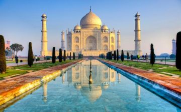 Pleasurable 2 Days New Delhi to Agra Drive Vacation Package