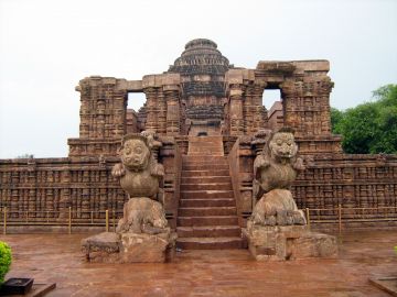 Family Getaway 4 Days 3 Nights Bhubaneshwar Tour Package